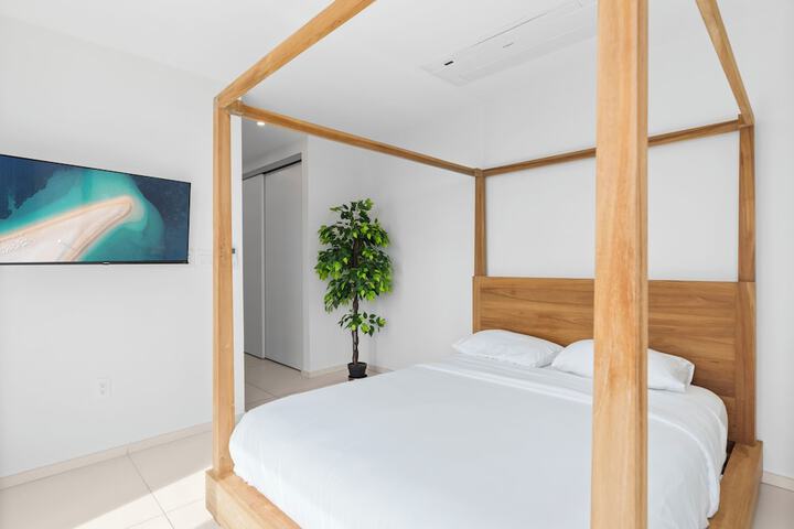 Room 304 of 1000