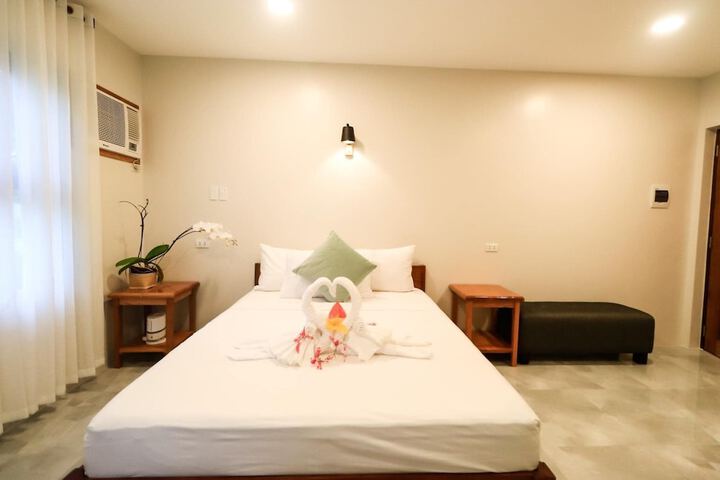 Room 3 of 42