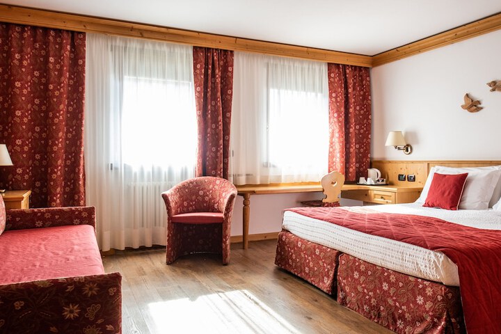 Room 90 of 97