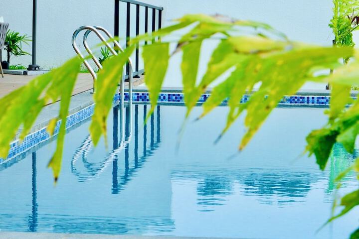 Pool 82 of 163