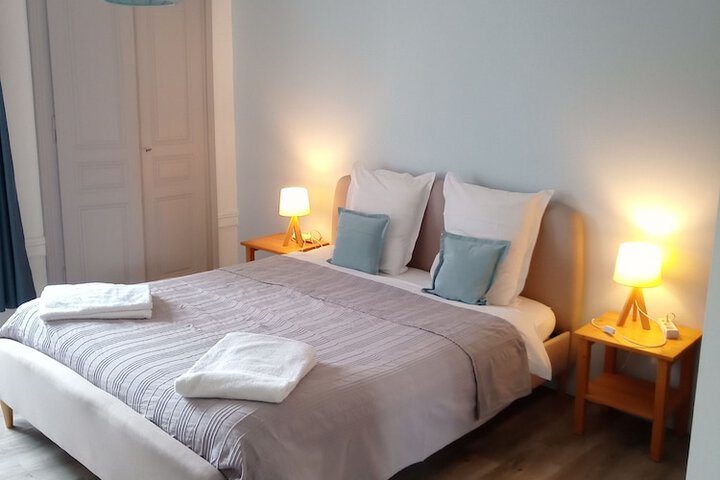 Room 12 of 53