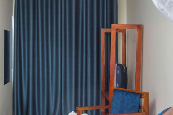 Room 28 of 61