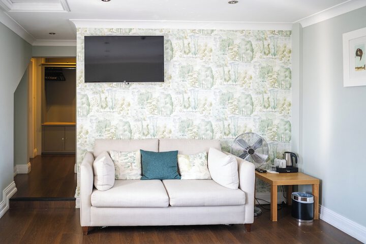 Room 25 of 64