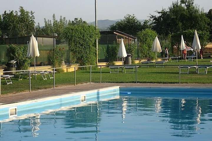Pool 13 of 31