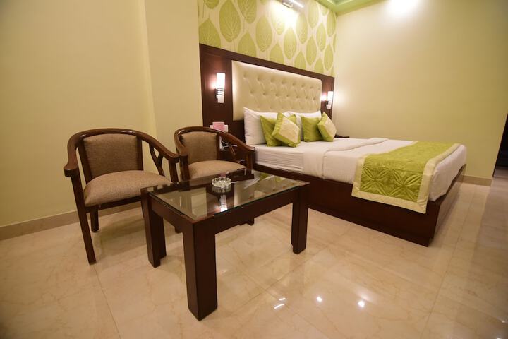 Room 18 of 46