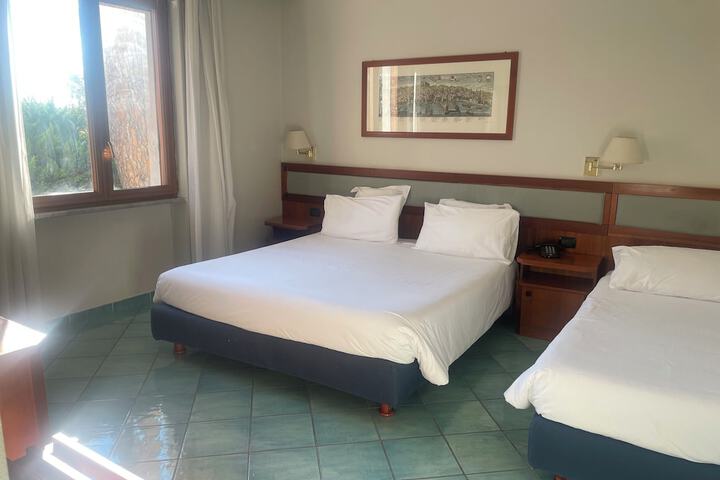 Room 63 of 137