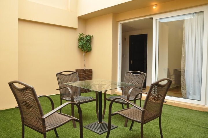 Terrace/Patio 21 of 40