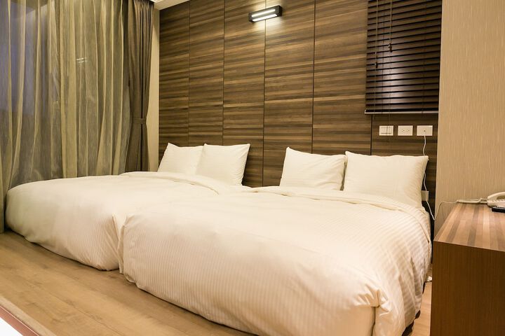 Room 5 of 45