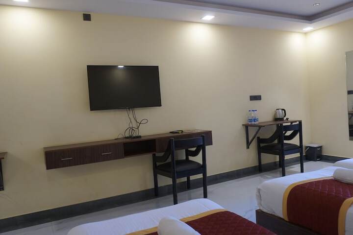 Room 57 of 128