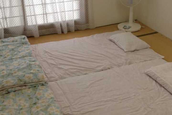 Room 8 of 23