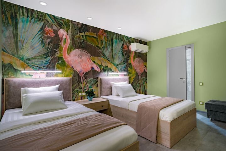 Room 4 of 55