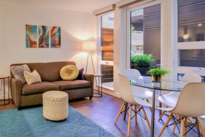 Modern Suite at the Market Apartment in Seattle, WA