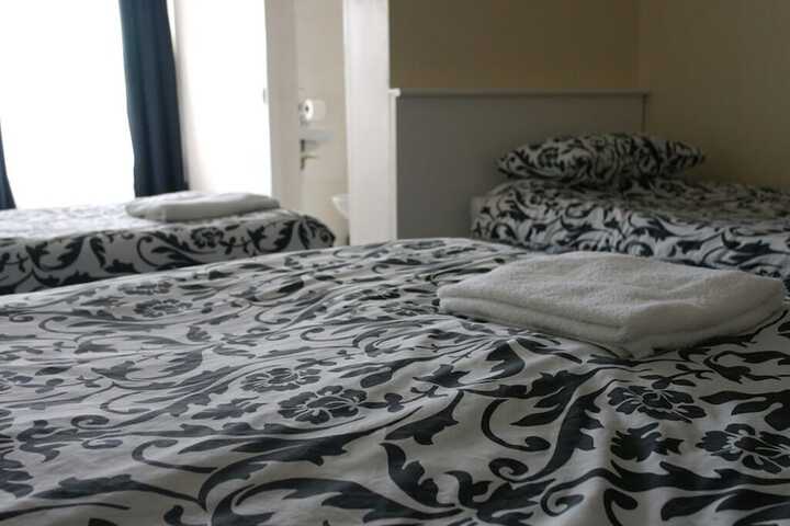 Room 3 of 39