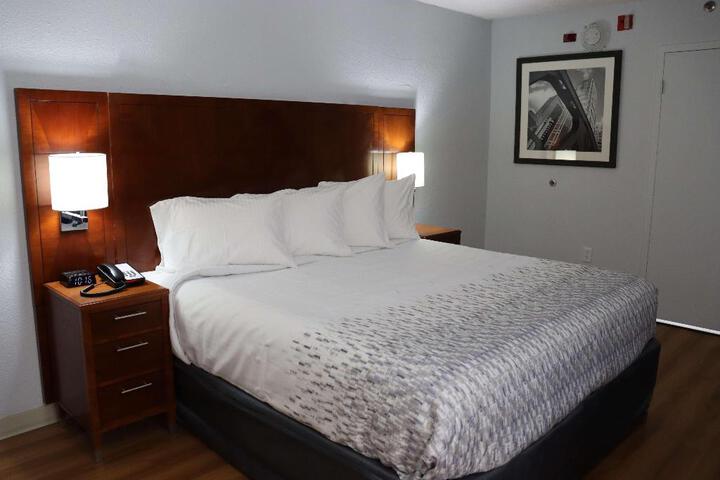 2 Double Beds (10 of 10)