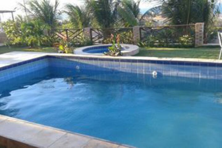 Pool 14 of 19