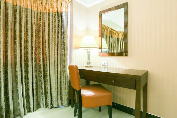 Room 8 of 53
