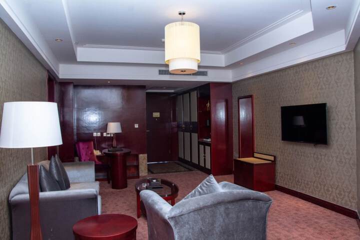Room 19 of 46