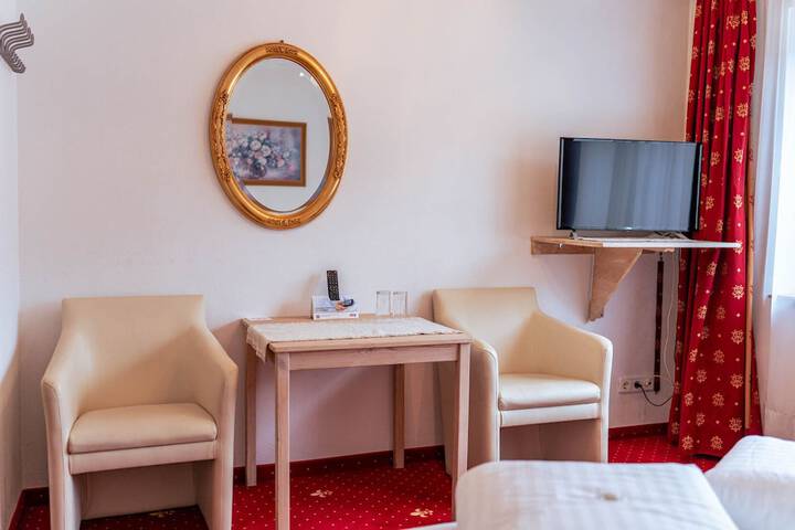 Room 21 of 82