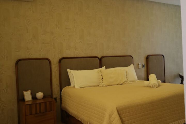 Room 56 of 205