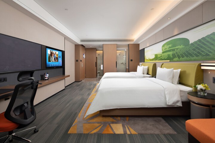 Room 19 of 42