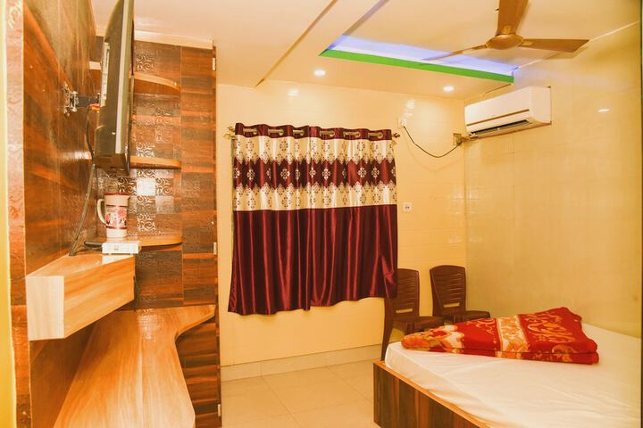 Room 34 of 54