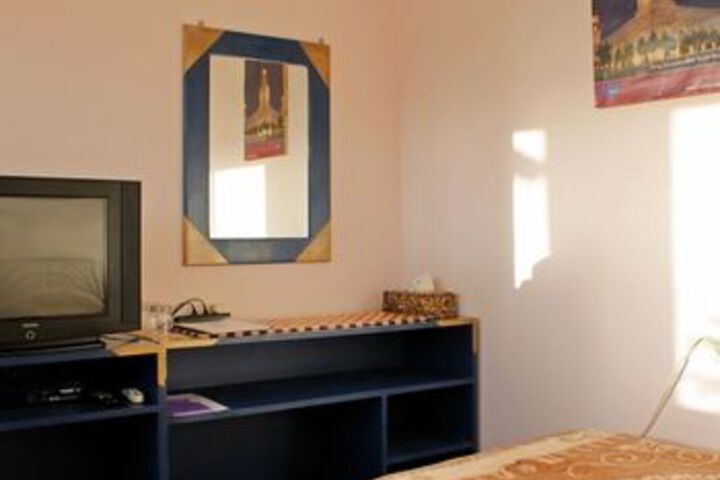 Room 15 of 24