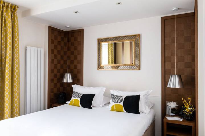 Room 20 of 74