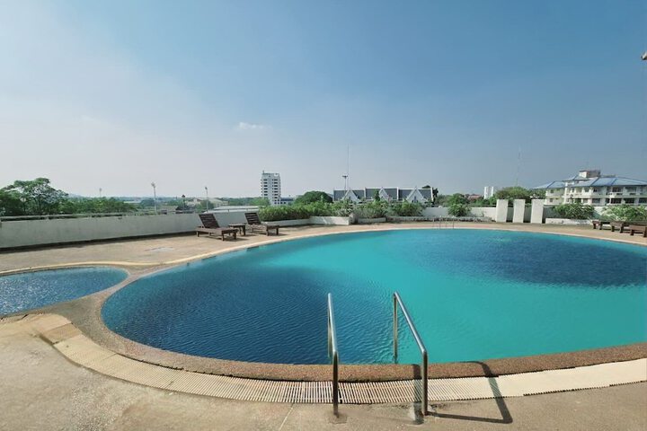 Pool 37 of 49