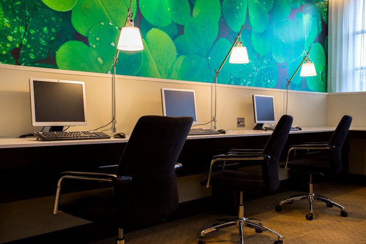 Guest Lobby