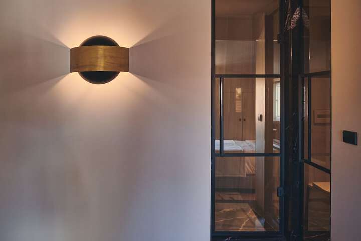 Room 44 of 159
