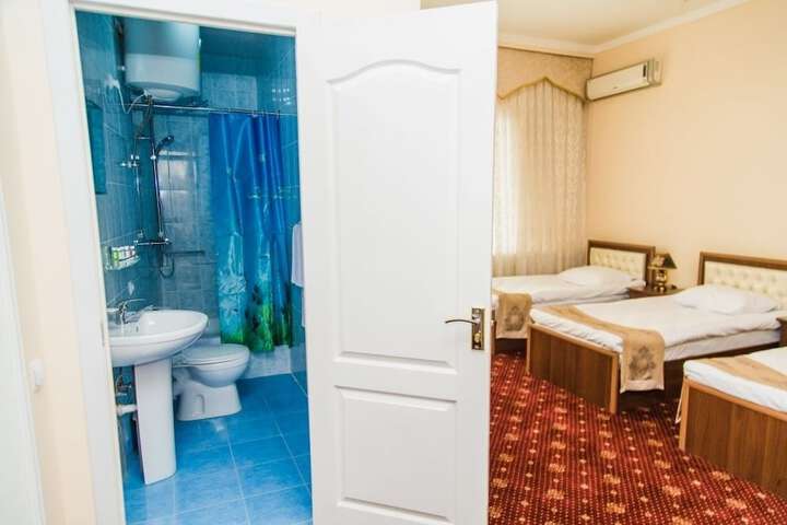 Room 43 of 60
