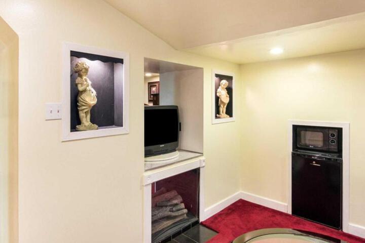 Fitness Facility Photos