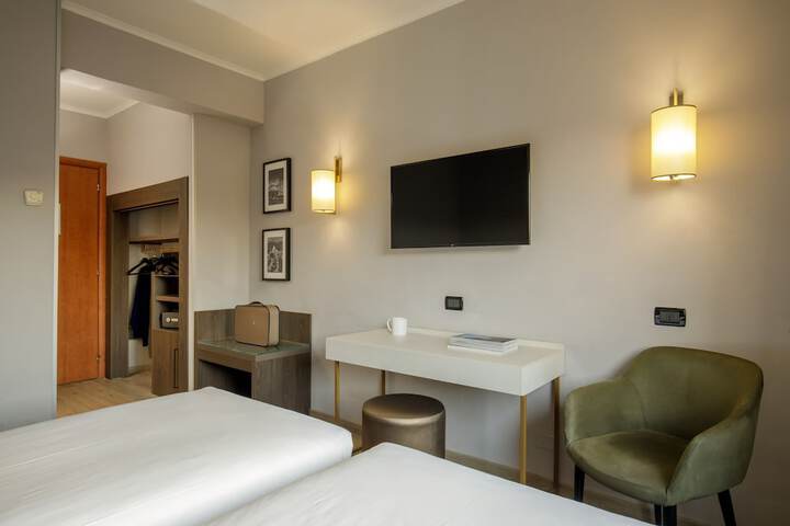 Room 38 of 70