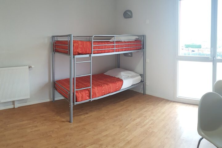 Room 8 of 26