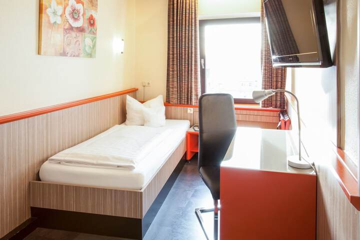 Room 14 of 57