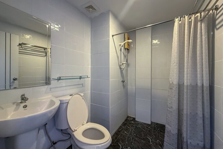 Room 34 of 45