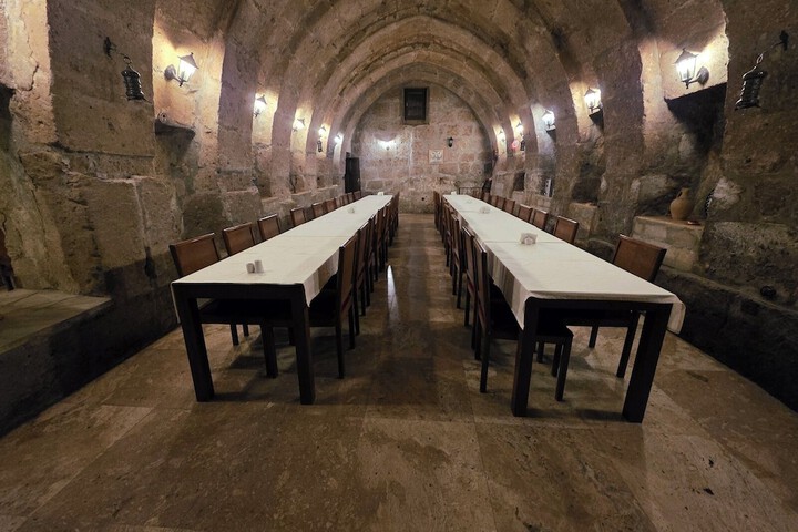 Dining 489 of 578