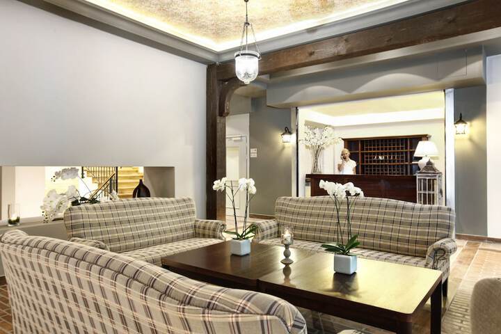 Lobby Photos