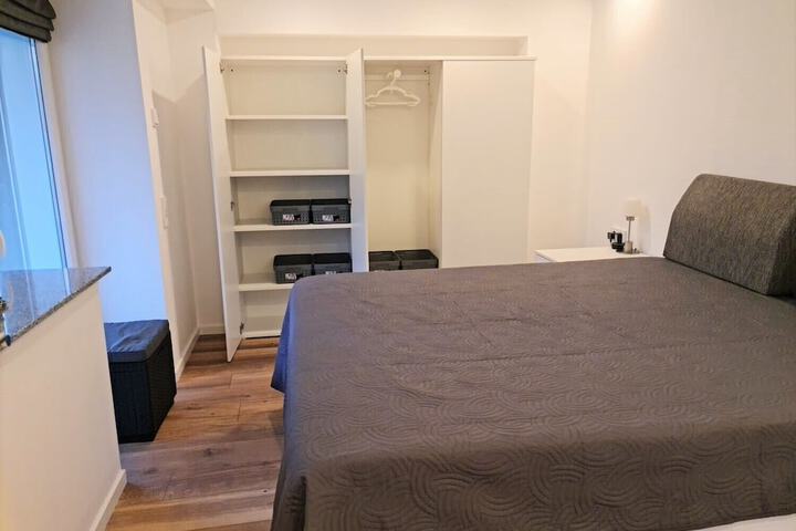 Room 7 of 51