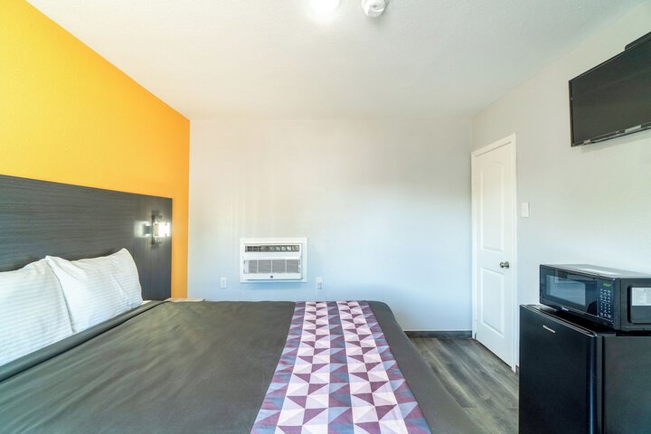 Room 31 of 79