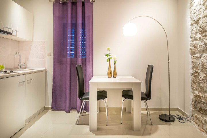 Dining Photos
