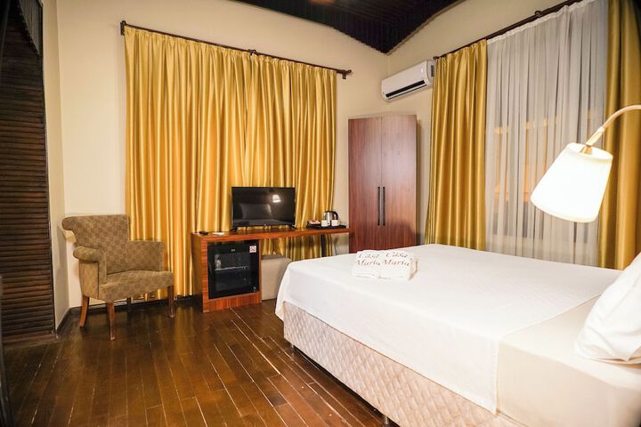 Room 27 of 68