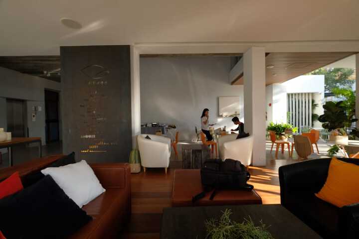 Hotel Interior 4 of 99