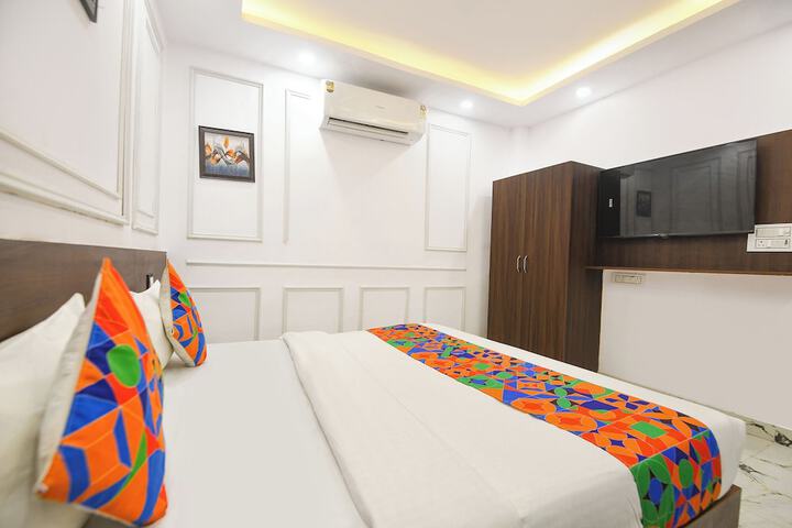 Room 19 of 31