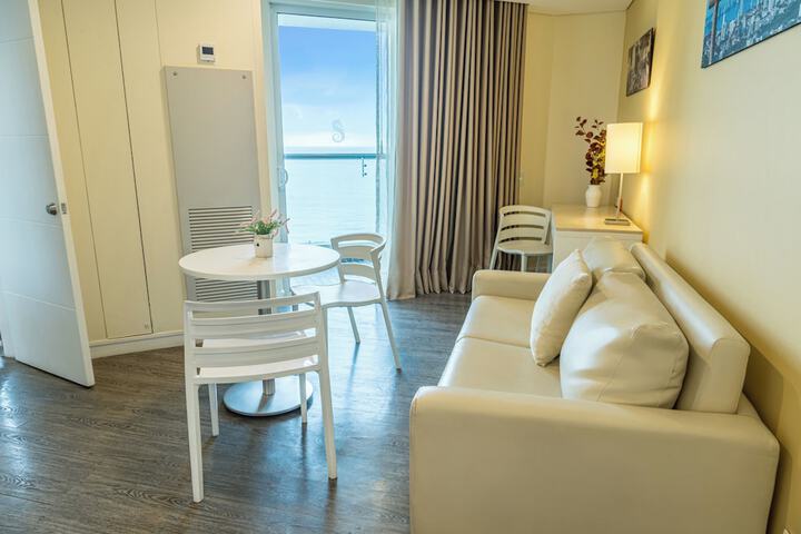 Room 21 of 89