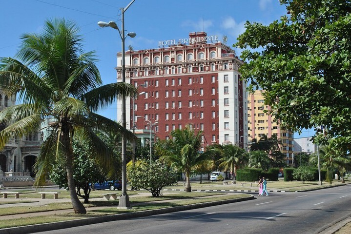 Hotel 1 of 3