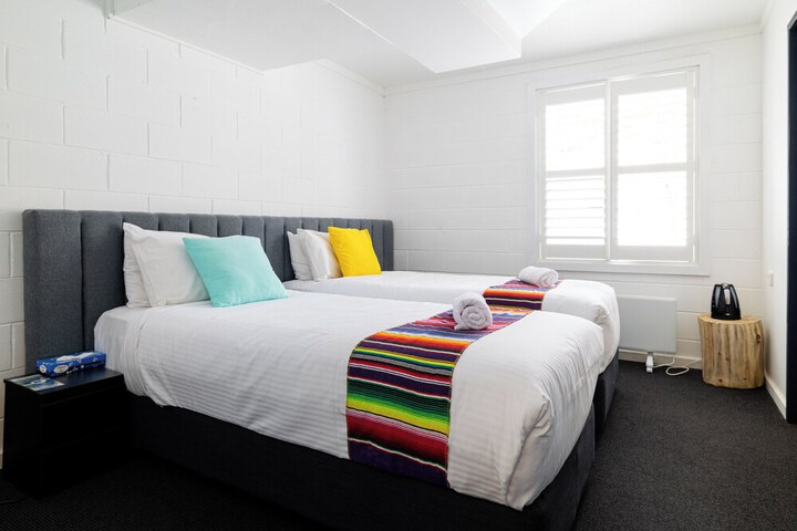 Room 7 of 39