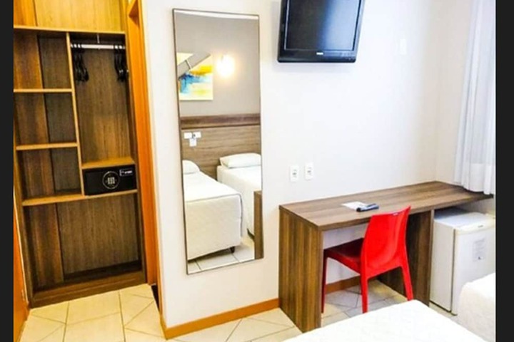 Room 7 of 53