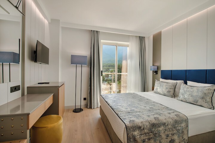 Room 10 of 23