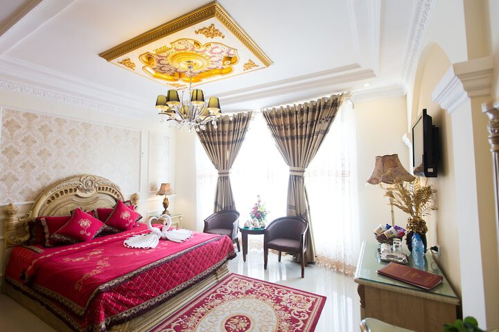 Room 5 of 49